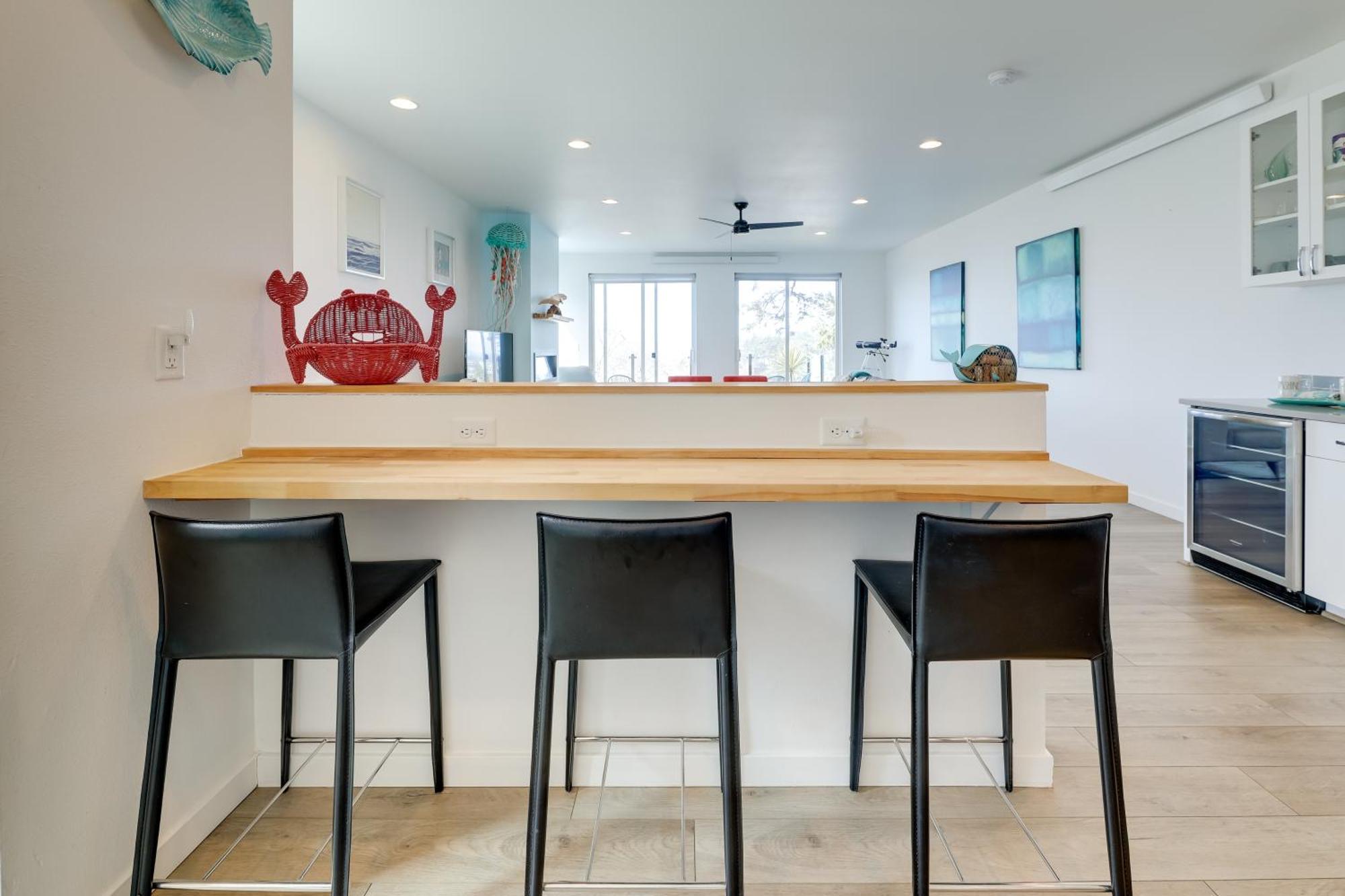 Scenic Depoe Bay Townhome With Deck Less Than 1 Mi To Parks! 외부 사진